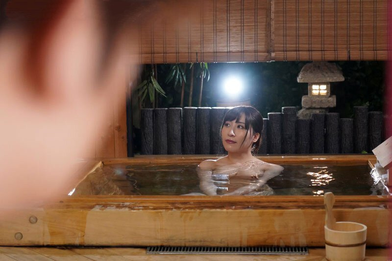 JUQ-166 泡溫泉時操婆婆